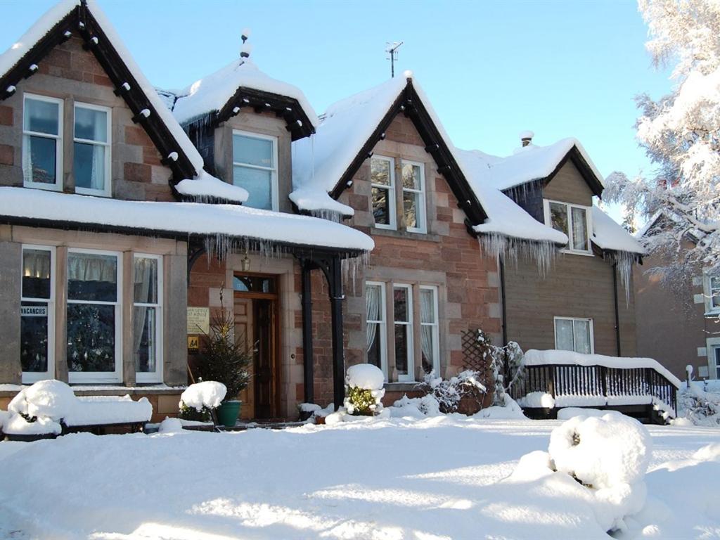 Glenan Lodge Self Catering Tomatin エクステリア 写真